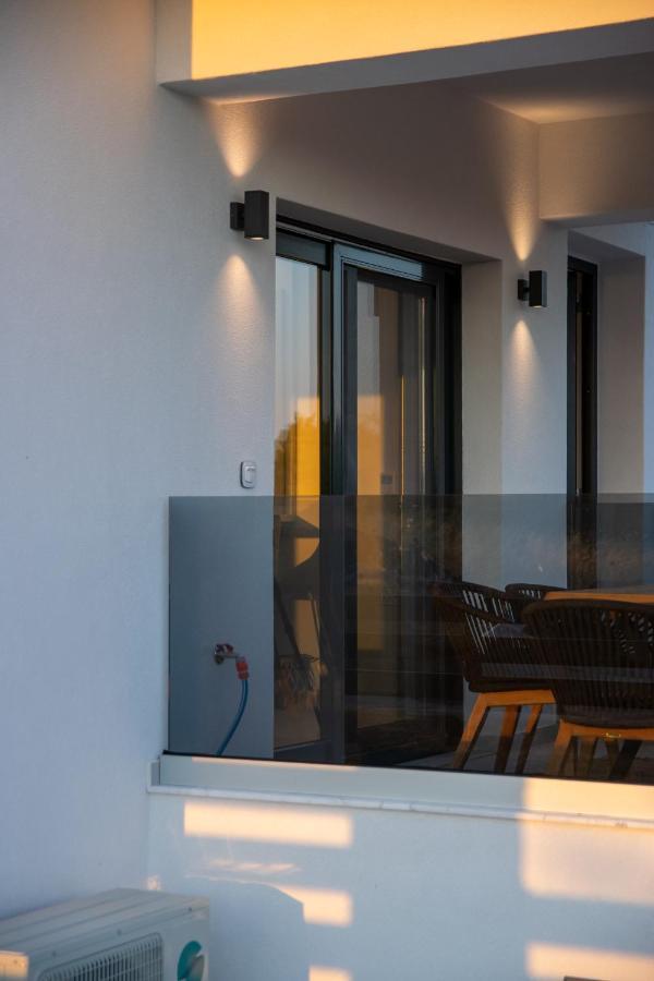 Sithoniars Melora Luxury Apartment 니키티 외부 사진